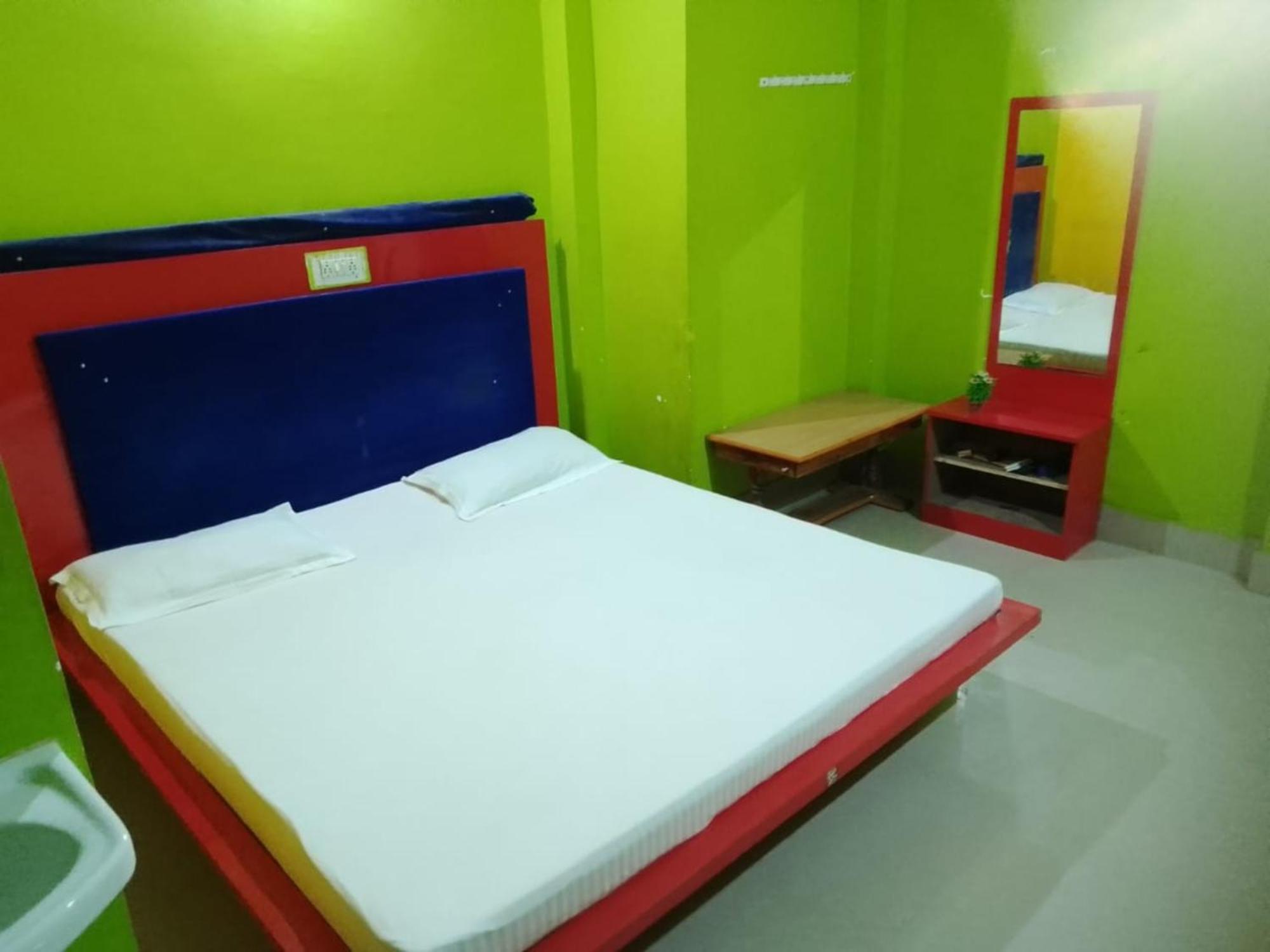 Hotel Sun Plaza-Near Konark Sun Temple- Couple Friendly-Best Choice Of Travellers Екстериор снимка