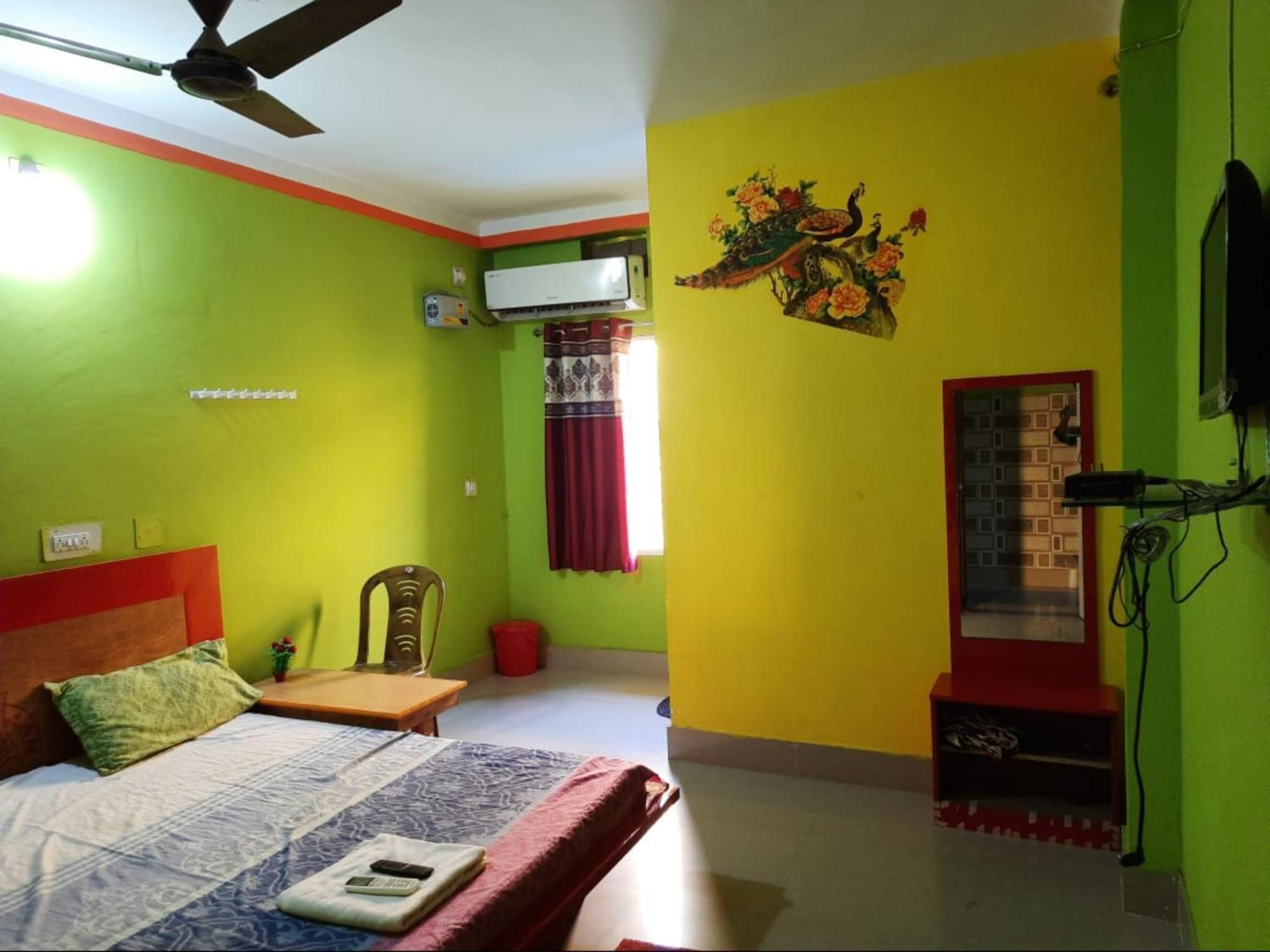 Hotel Sun Plaza-Near Konark Sun Temple- Couple Friendly-Best Choice Of Travellers Екстериор снимка