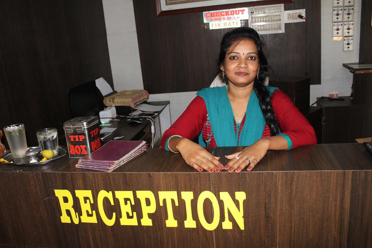 Hotel Sun Plaza-Near Konark Sun Temple- Couple Friendly-Best Choice Of Travellers Екстериор снимка