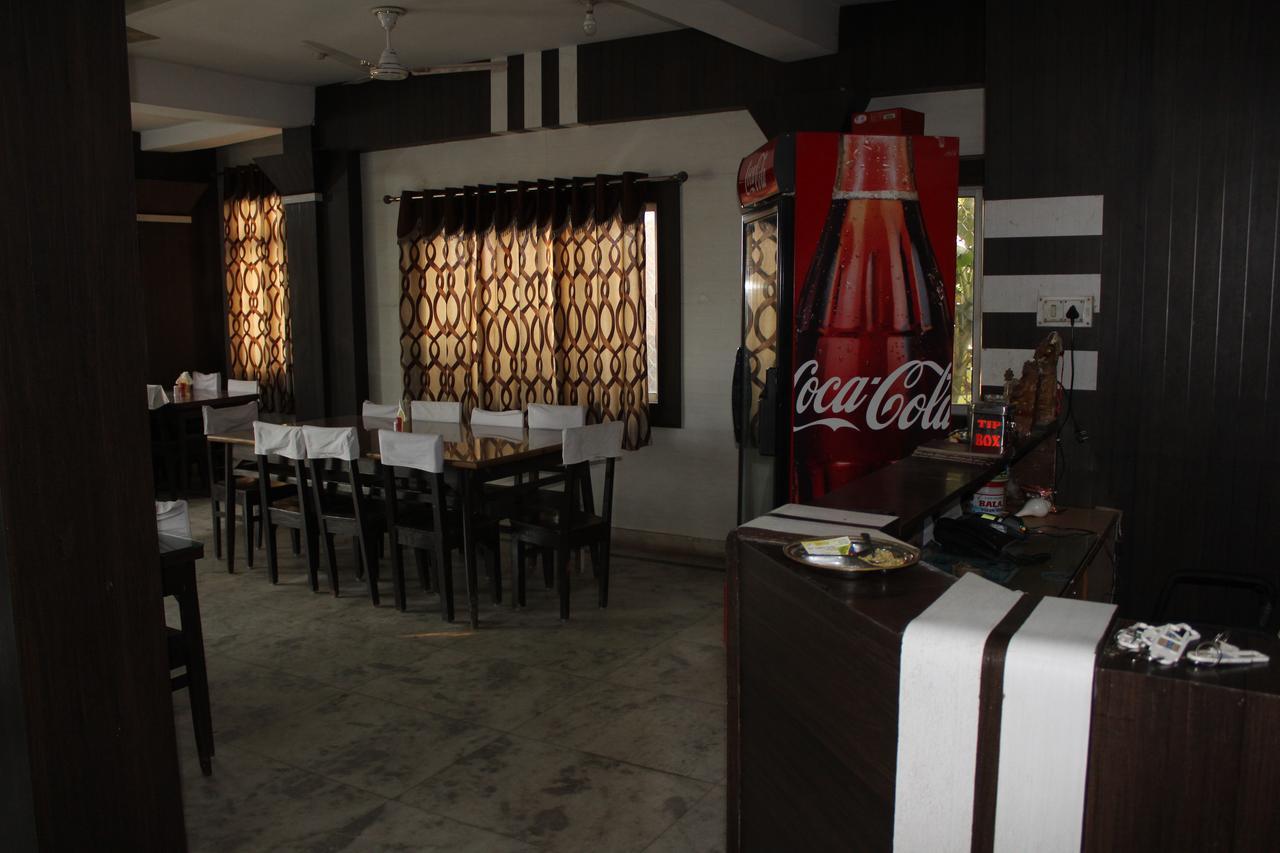 Hotel Sun Plaza-Near Konark Sun Temple- Couple Friendly-Best Choice Of Travellers Екстериор снимка