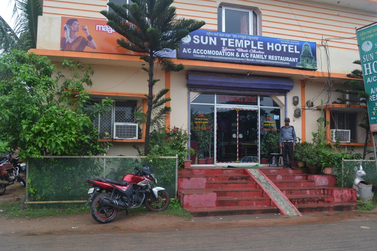 Hotel Sun Plaza-Near Konark Sun Temple- Couple Friendly-Best Choice Of Travellers Екстериор снимка
